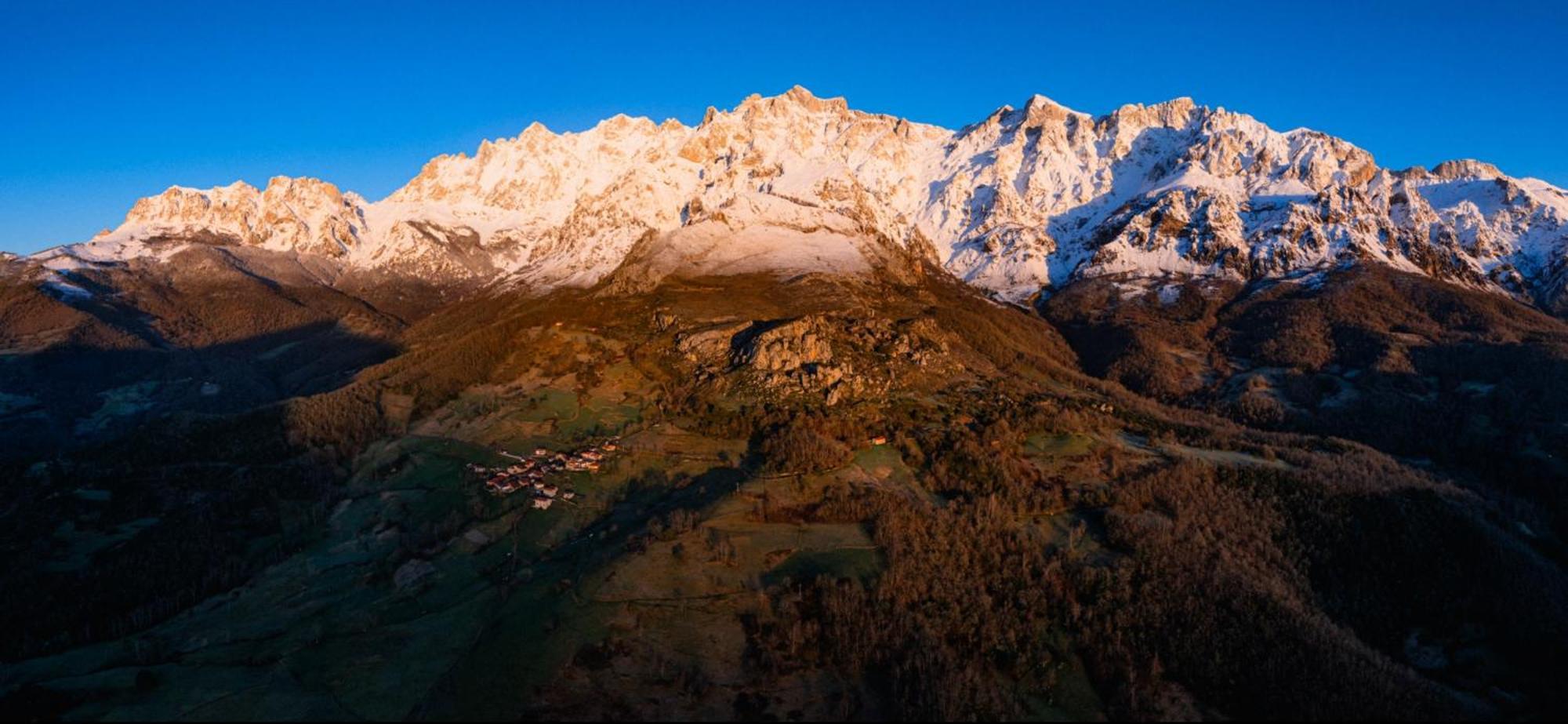 Aire De Picos Norte Brez Buitenkant foto